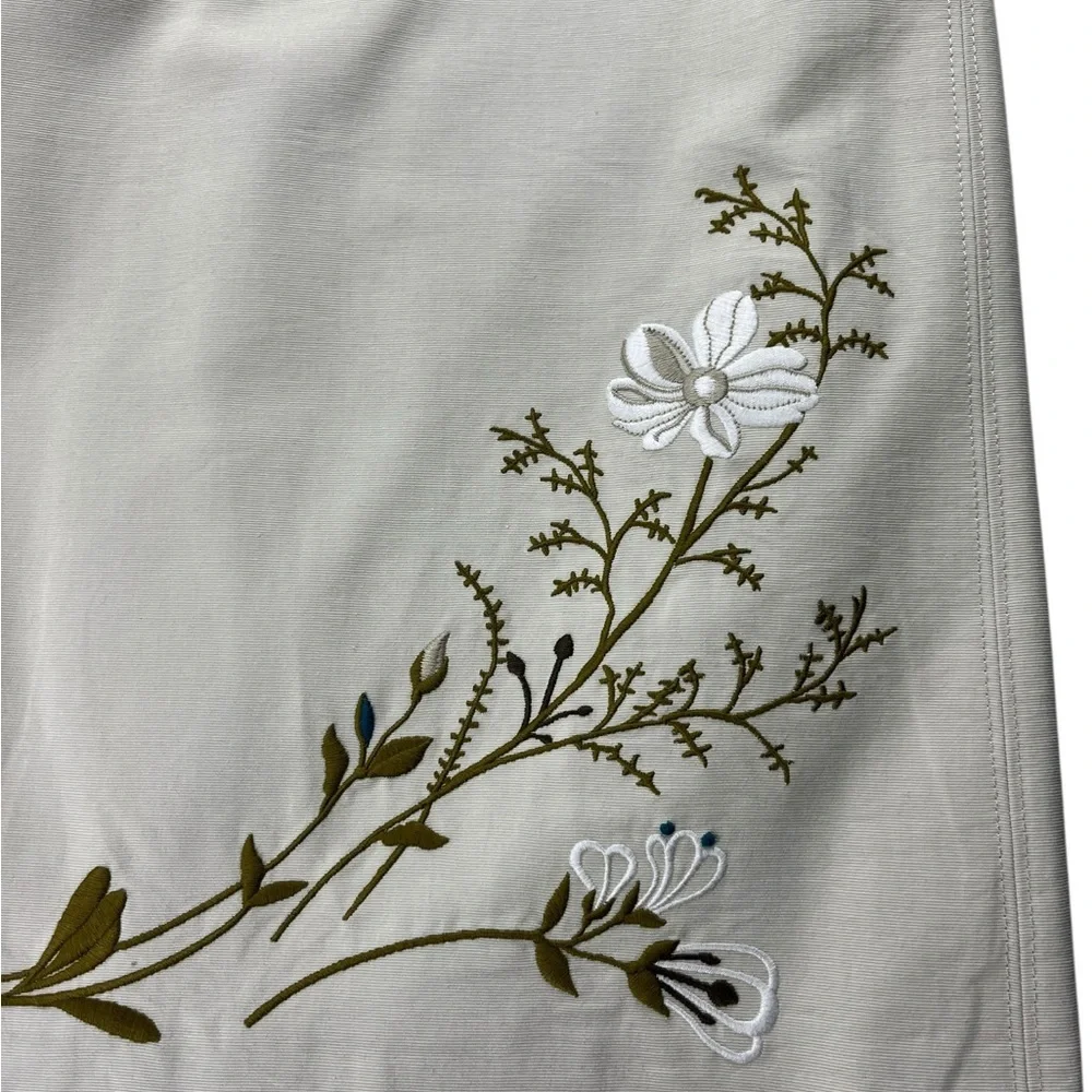 J. Crew A-Line Skirt 100% Cotton Fully Lined Floral Embroidered Size 10 Cottage